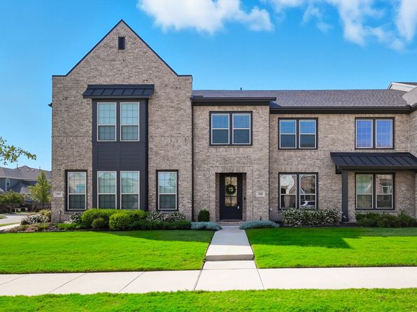 Exterior view of 3785 Wellesley Ave