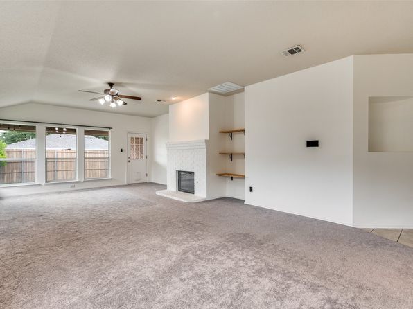 Living room of 4178 Parterre Dr, Frisco, TX 75033